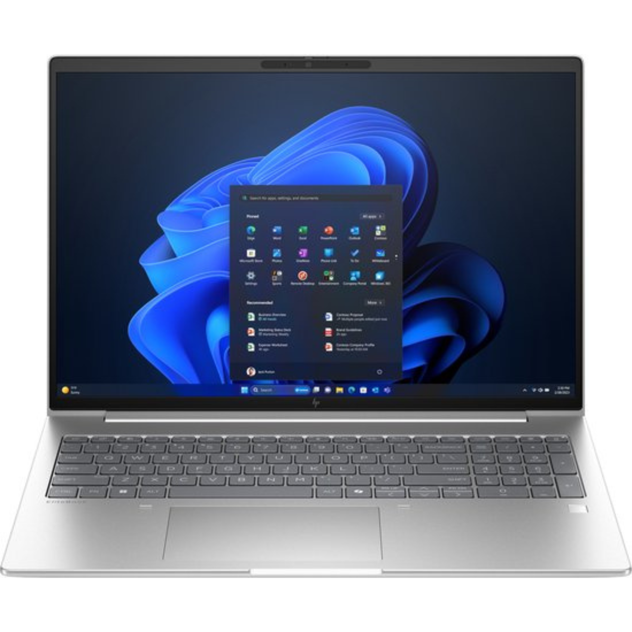 Zilveren laptop met Windows-interface. Scherm toont apps en instellingen. Toetsenbord en touchpad zichtbaar.