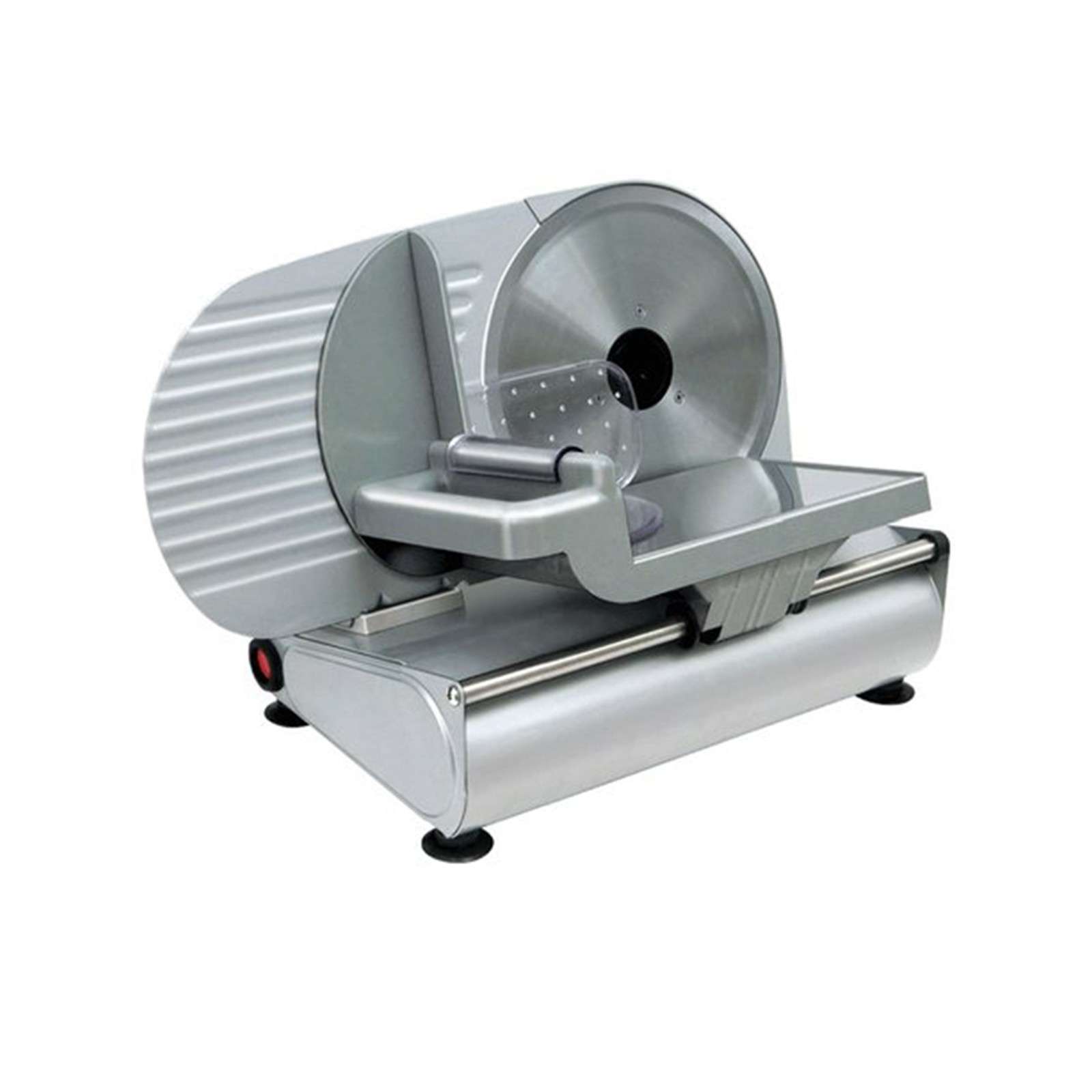 Srebrna krajalnica do mięsa na białym tle. Ma okrągłe ostrze i tacę. Służy do krojenia żywności.