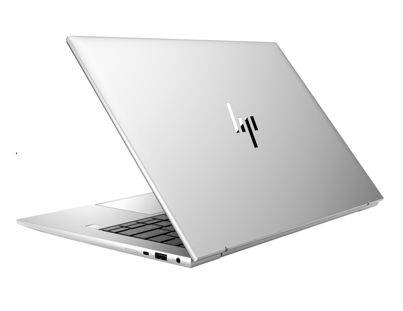 Silberner Laptop mit HP-Logo auf schwarzem Hintergrund, leicht geöffnet, Tastatur sichtbar.