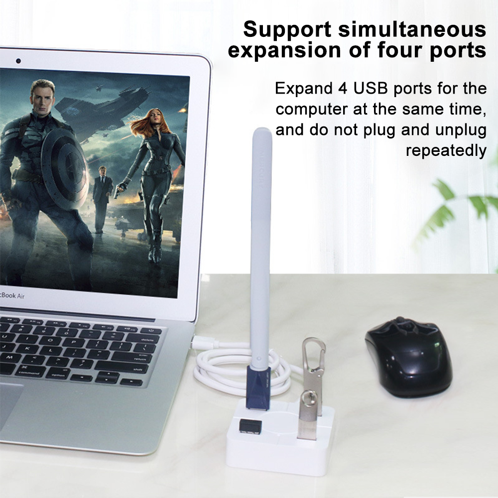 Laptop mit Film, USB-Anschlüssen, Maus und USB-Stick. Der Hintergrund zeigt Text zur Erweiterung von Computeranschlüssen.