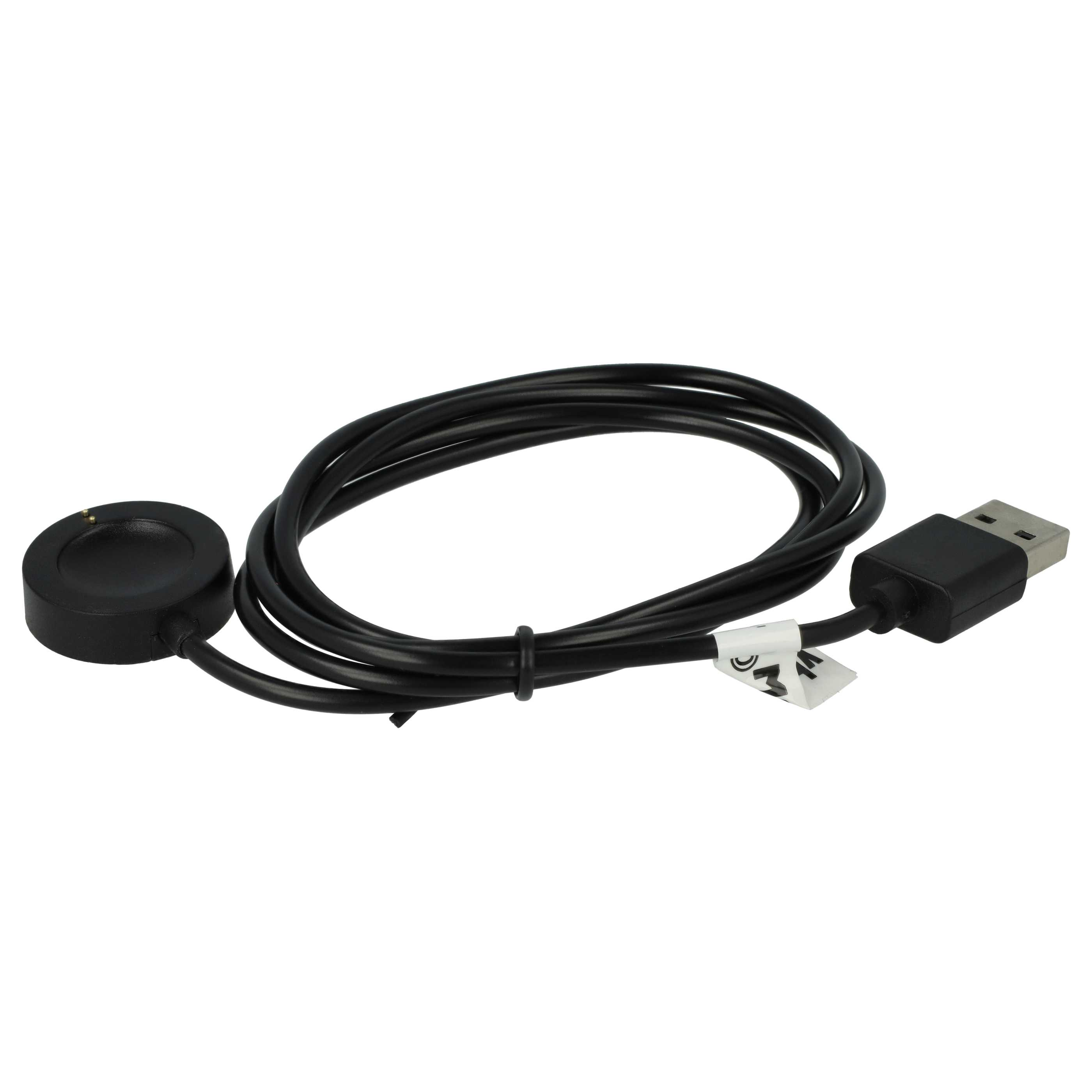 Ein schwarzes Uhrenladegerät mit USB-Ende. Das Kabel ist aufgerollt. Der Hintergrund ist weiß.
