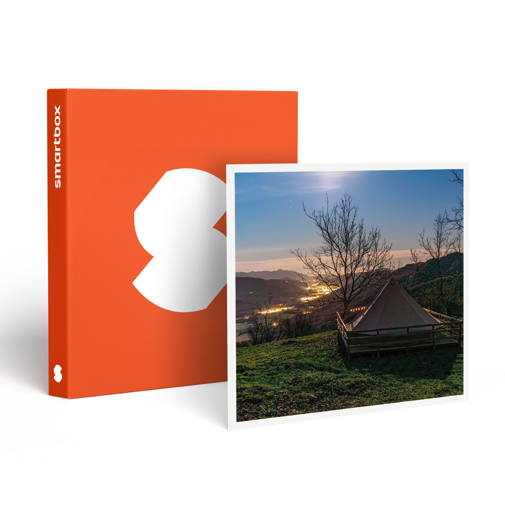 Una Smartbox naranja con una imagen de una tienda de campaña en una colina de noche, con vistas a una ciudad.