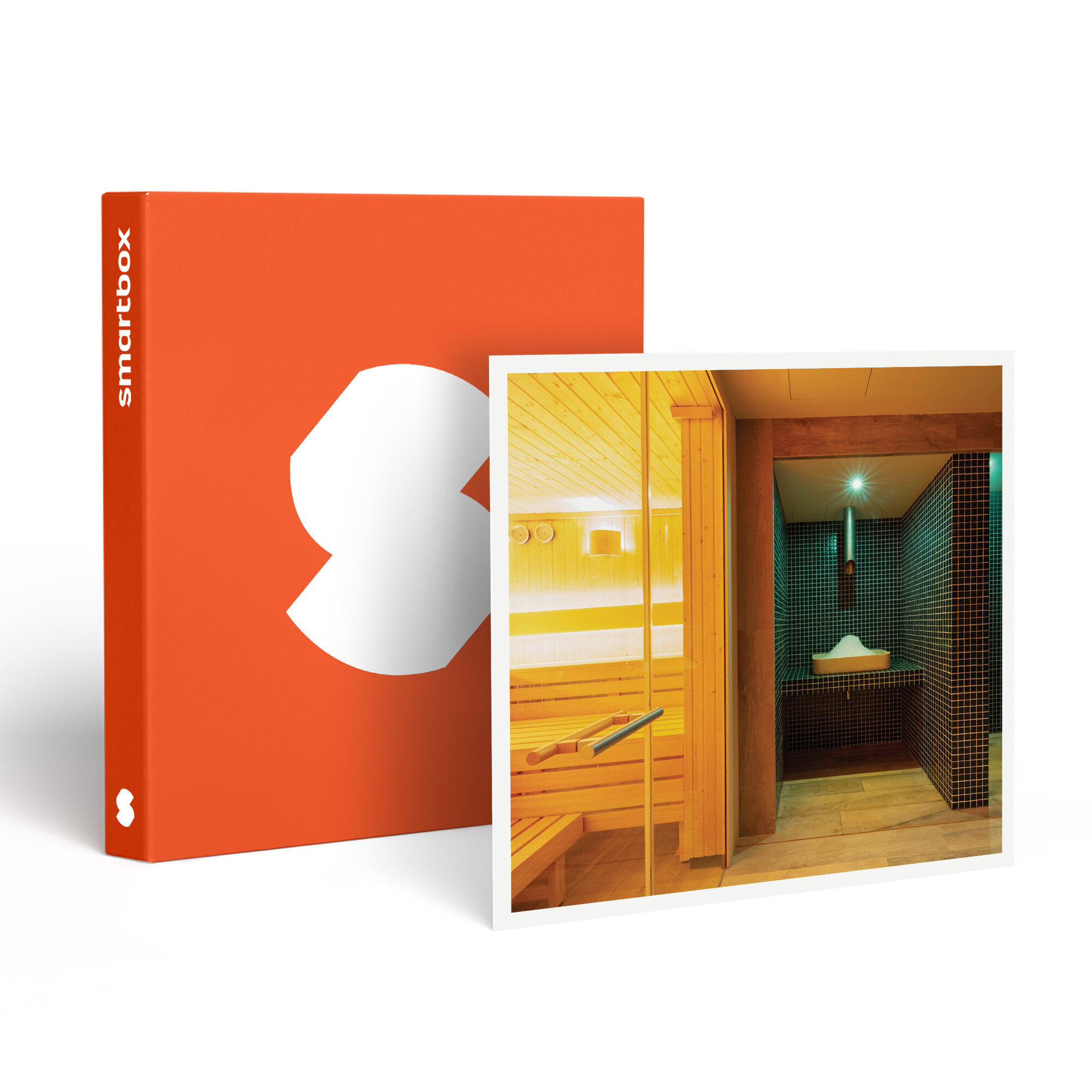 Una caja naranja con un logotipo blanco está junto a una foto enmarcada del interior de una sauna.