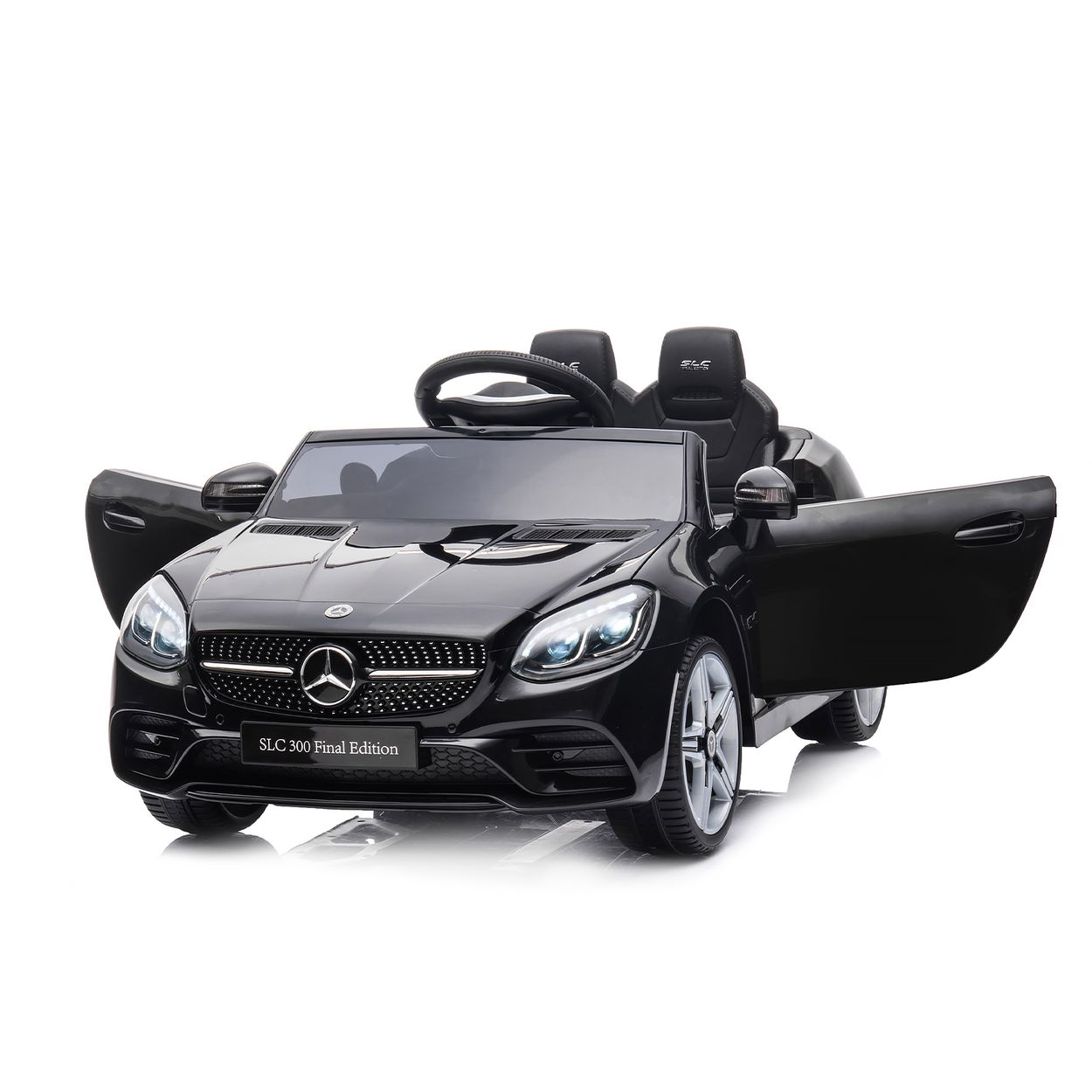 Ein schwarzes Mercedes-Benz SLC 300 Final Edition Spielzeugauto mit offenen Türen auf weißem Hintergrund. Es hat ein Lenkrad und zwei Sitze.