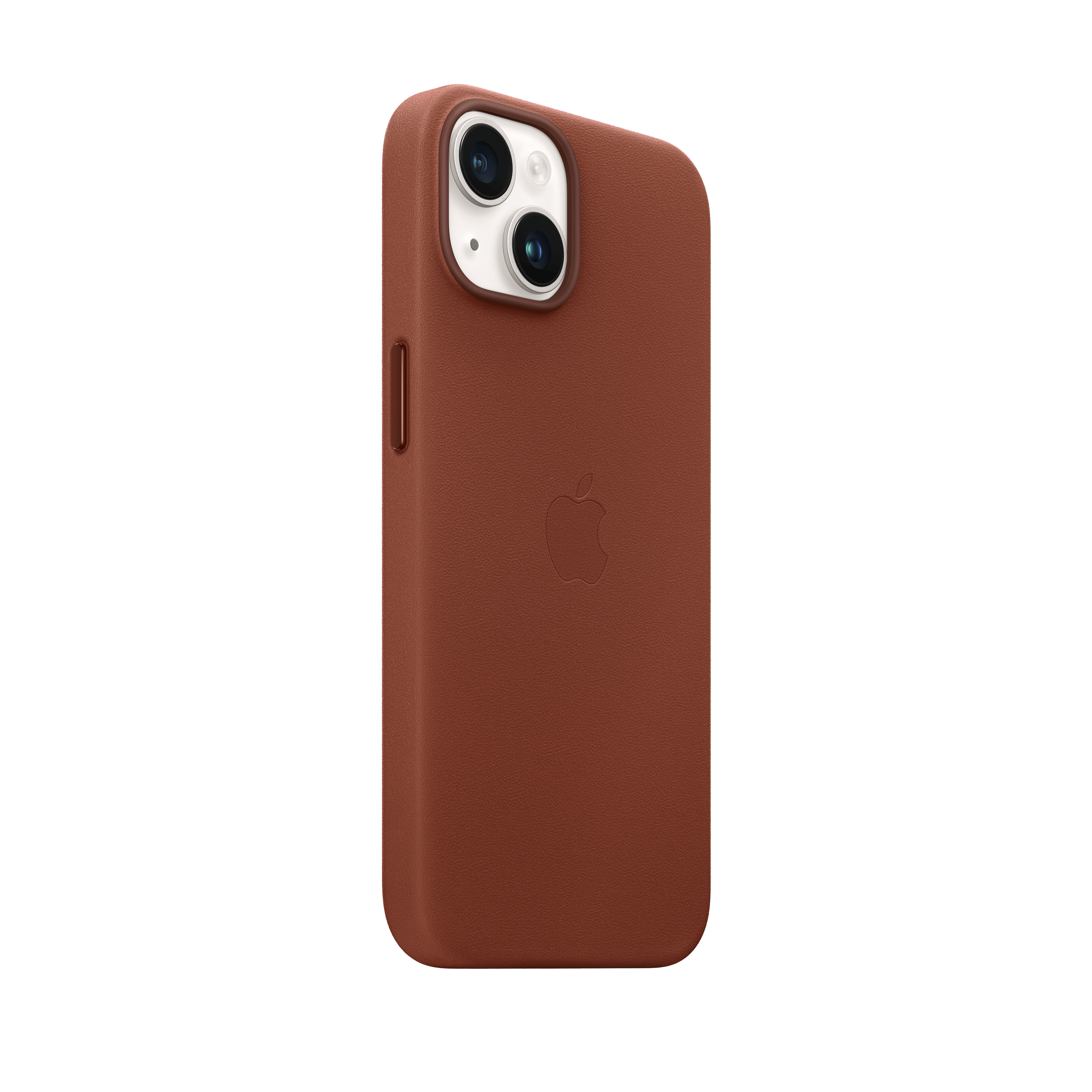 Una custodia per iPhone in pelle marrone. Presenta ritaglio fotocamera, pulsanti e logo Apple. Sfondo bianco.