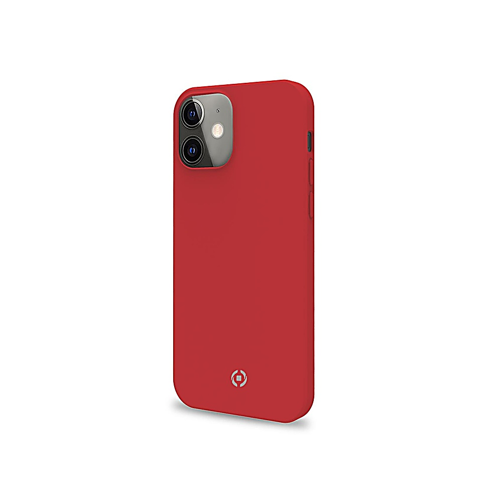 Un iPhone rosso in una custodia. Il telefono è leggermente angolato, mostrando la fotocamera e un logo.