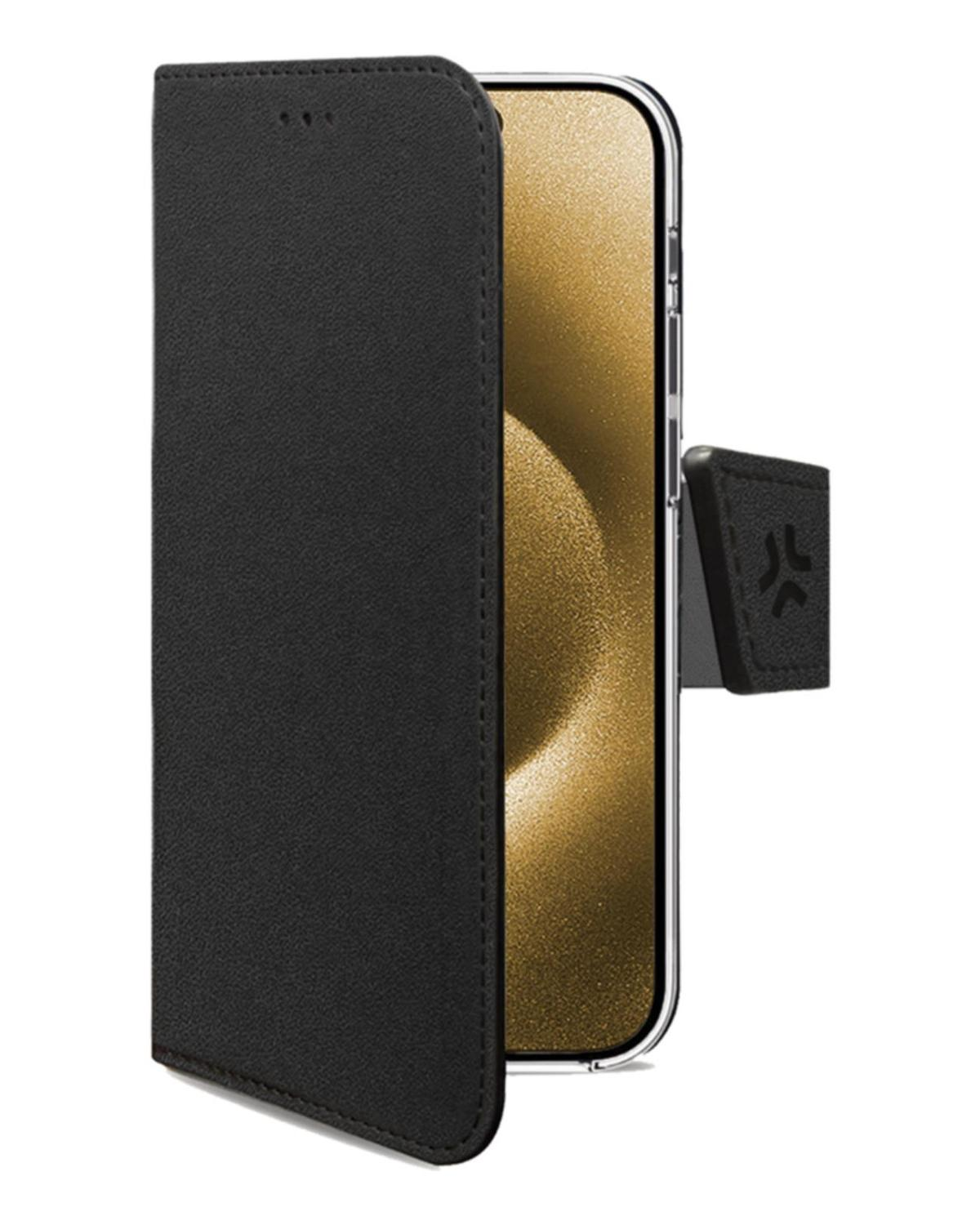 Custodia per telefono in pelle nera con un telefono all'interno. La custodia è aperta, rivelando lo schermo del telefono.