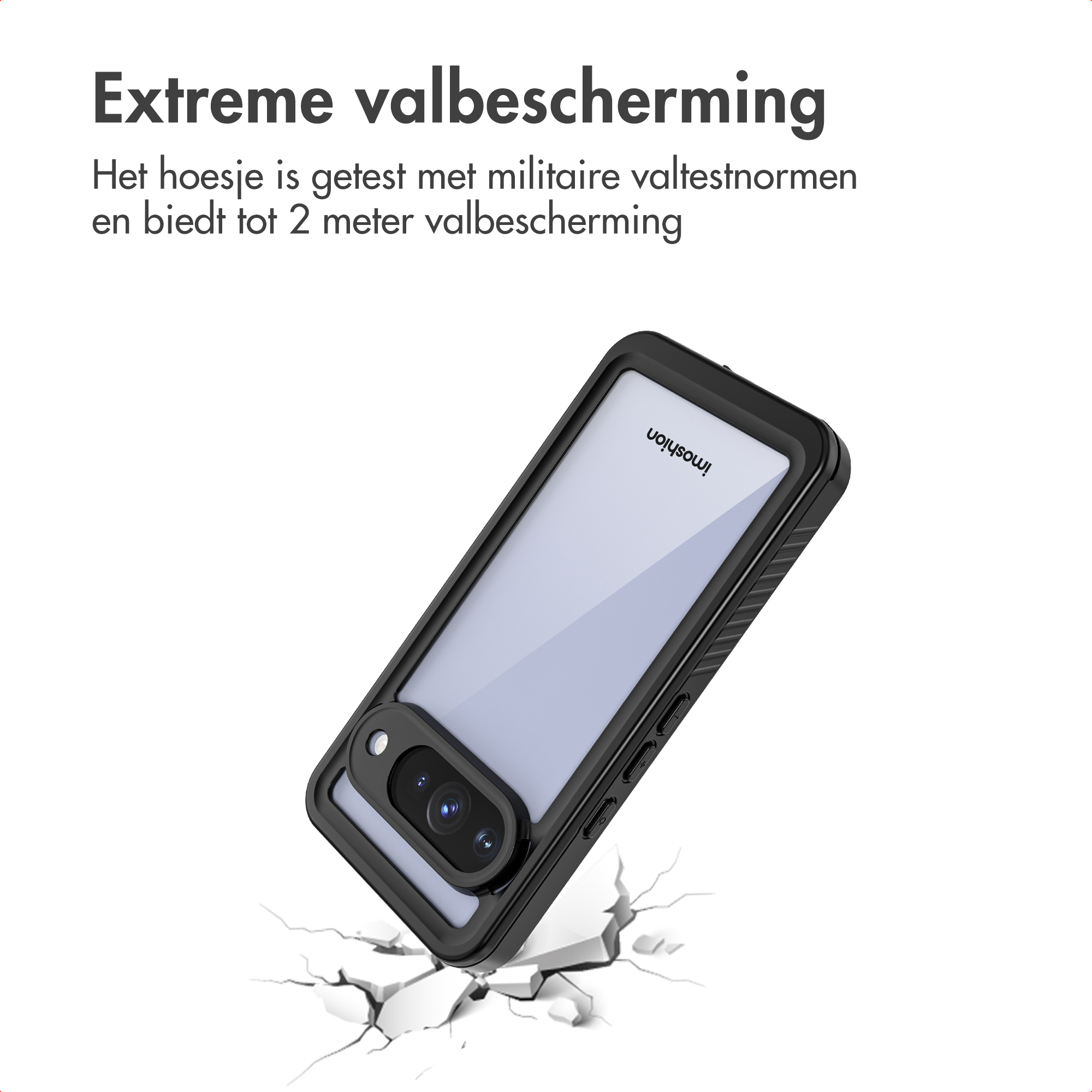 Custodia nera con fotocamera, inclinata su superficie bianca con crepe. Testo in alto: 'Extreme valbescherming'.