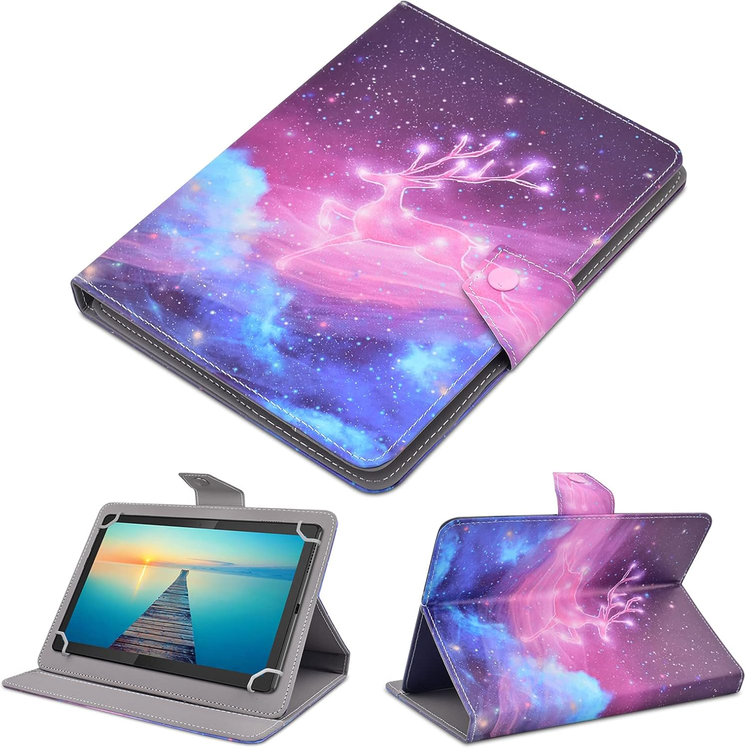 Tablethülle mit Hirschdesign auf lila und pinkfarbenem Nebelhintergrund. Sie hat einen Knopfverschluss und ein Tablet darin.