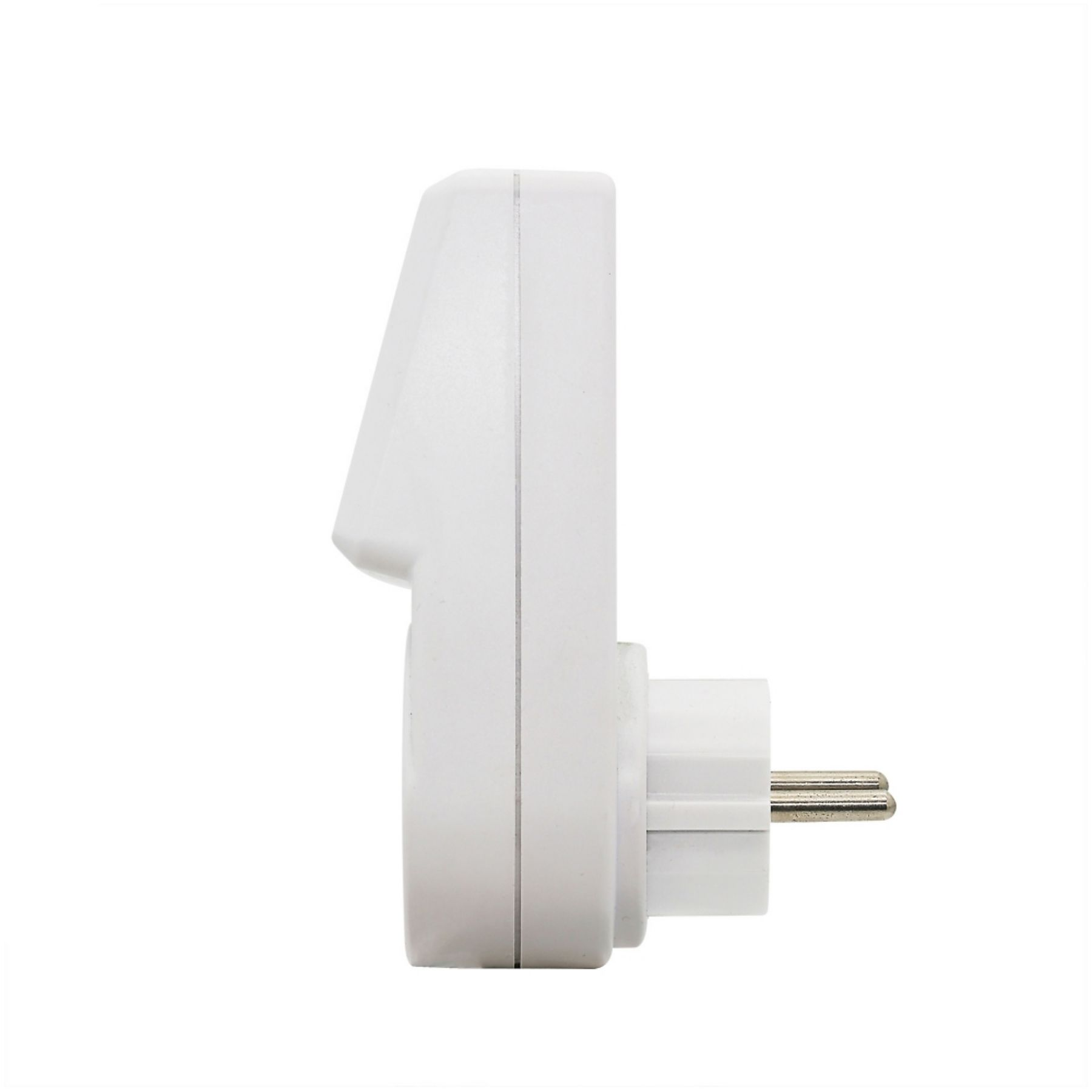 Ein weißer europäischer Steckeradapter von der Seite gesehen. Es hat eine abgerundete Form und zwei Metallstifte.