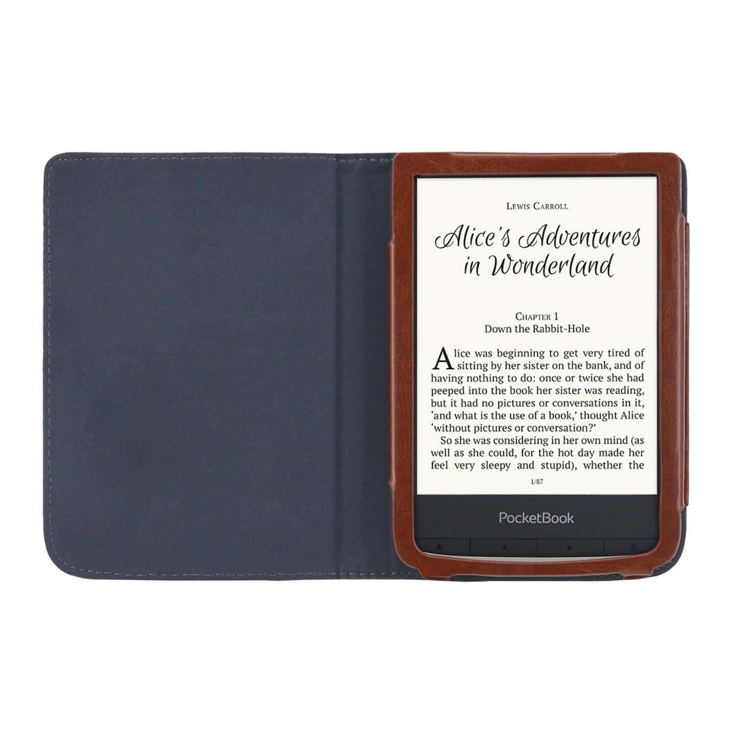 Een open e-reader met een bruine leren hoes. Het scherm toont de titel 'Alice in Wonderland' en een fragment uit het boek.