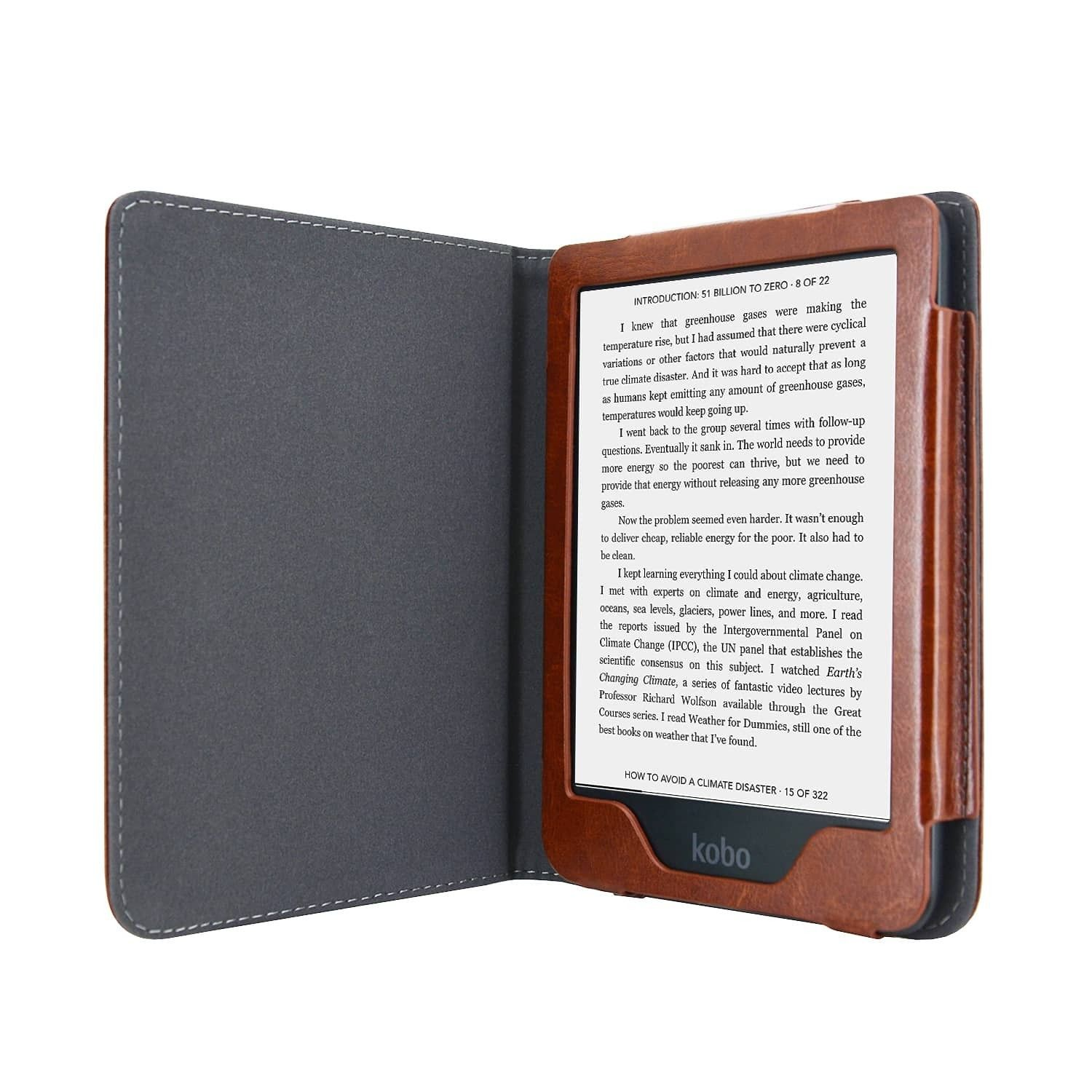 Een open Kobo e-reader in een bruine leren hoes geeft tekst weer. De achtergrond is een wit oppervlak. De hoes is open.