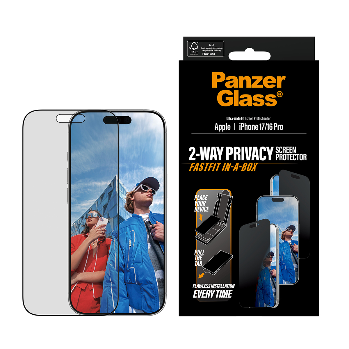 Bir Panzer Glass ekran koruyucu kutusu, bir telefon ve bir ekran koruyucu ile. İnsanlar telefon ekranında gösteriliyor.