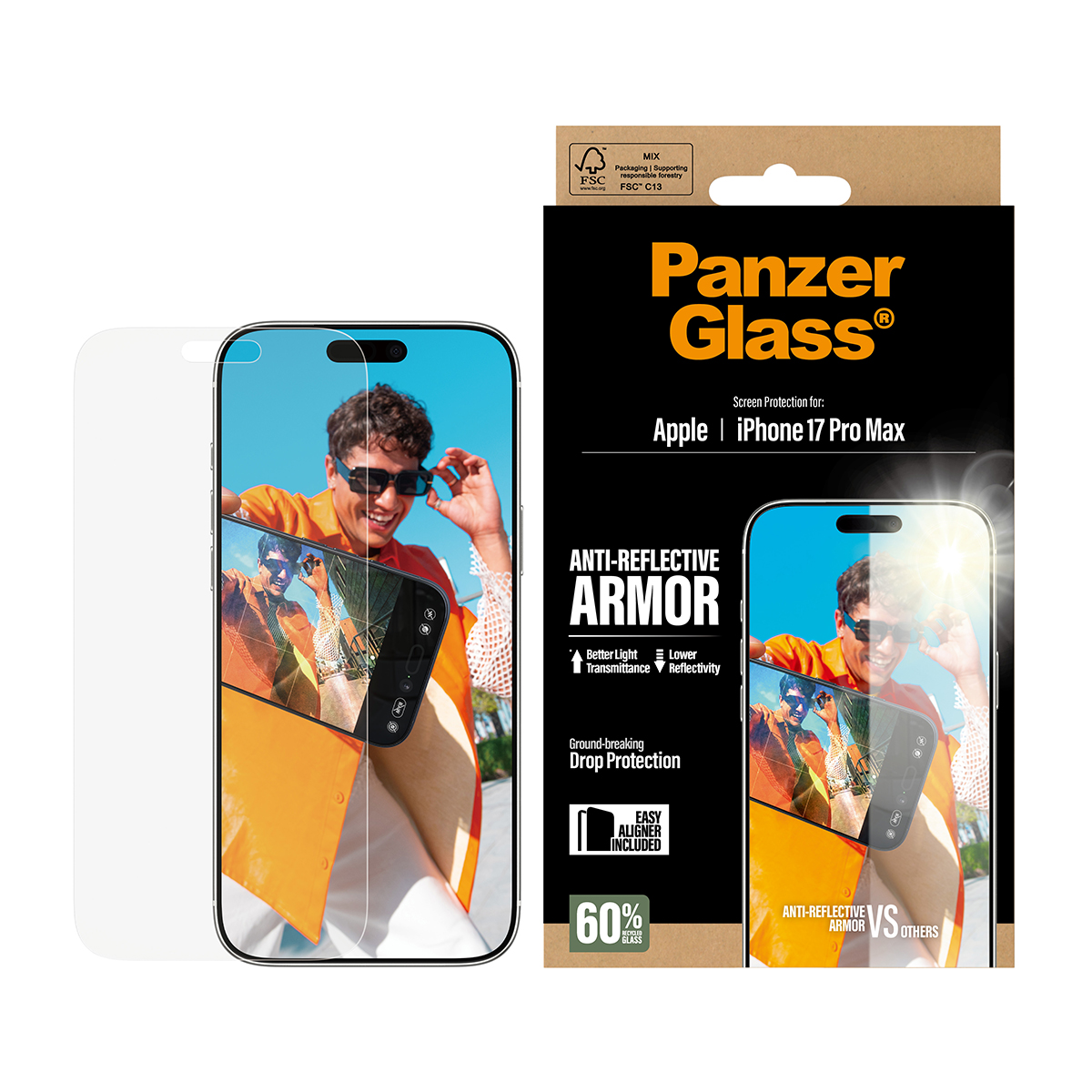 L'immagine mostra la confezione della protezione schermo Panzer Glass. Un uomo si riflette nello schermo del telefono. Il testo evidenzia l'armatura antiriflesso.