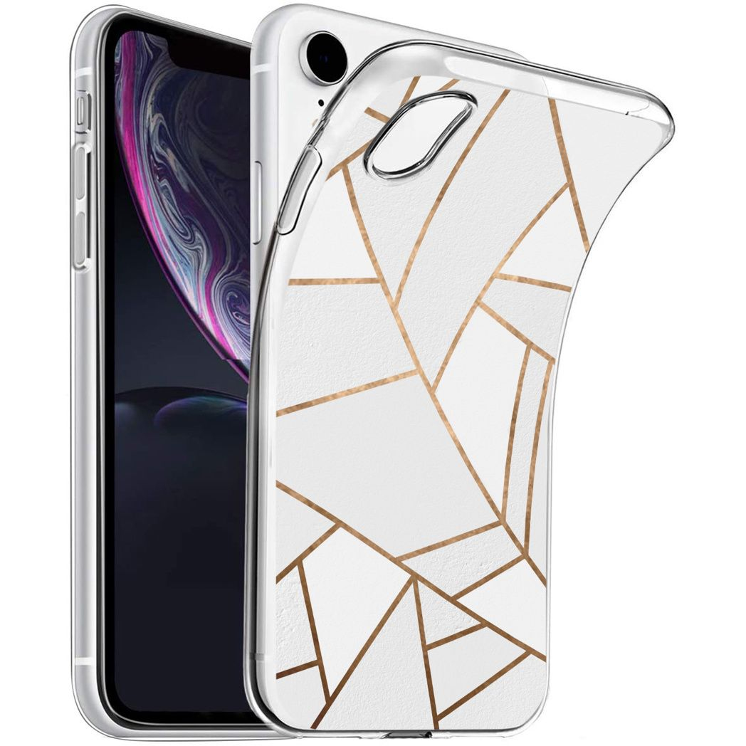 Un smartphone dans une coque transparente. L'étui a un motif géométrique blanc avec des lignes dorées. L'écran affiche une image colorée.