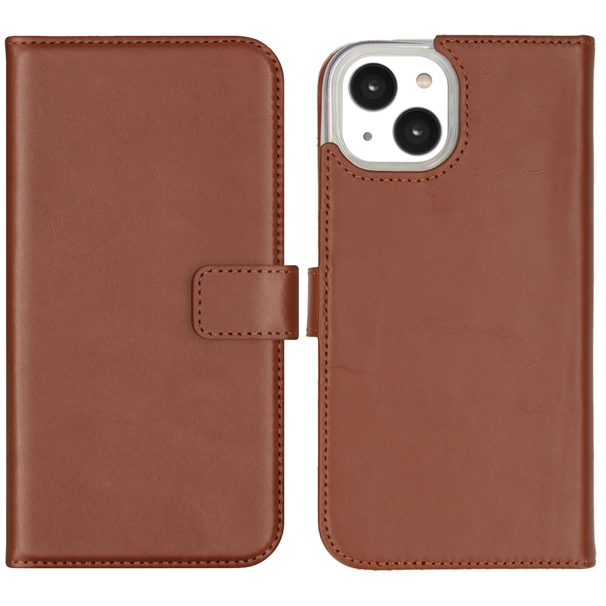 Un étui de téléphone en cuir marron, ouvert. Le téléphone est visible à droite. Un fermoir est sur le côté gauche. La couture est visible.