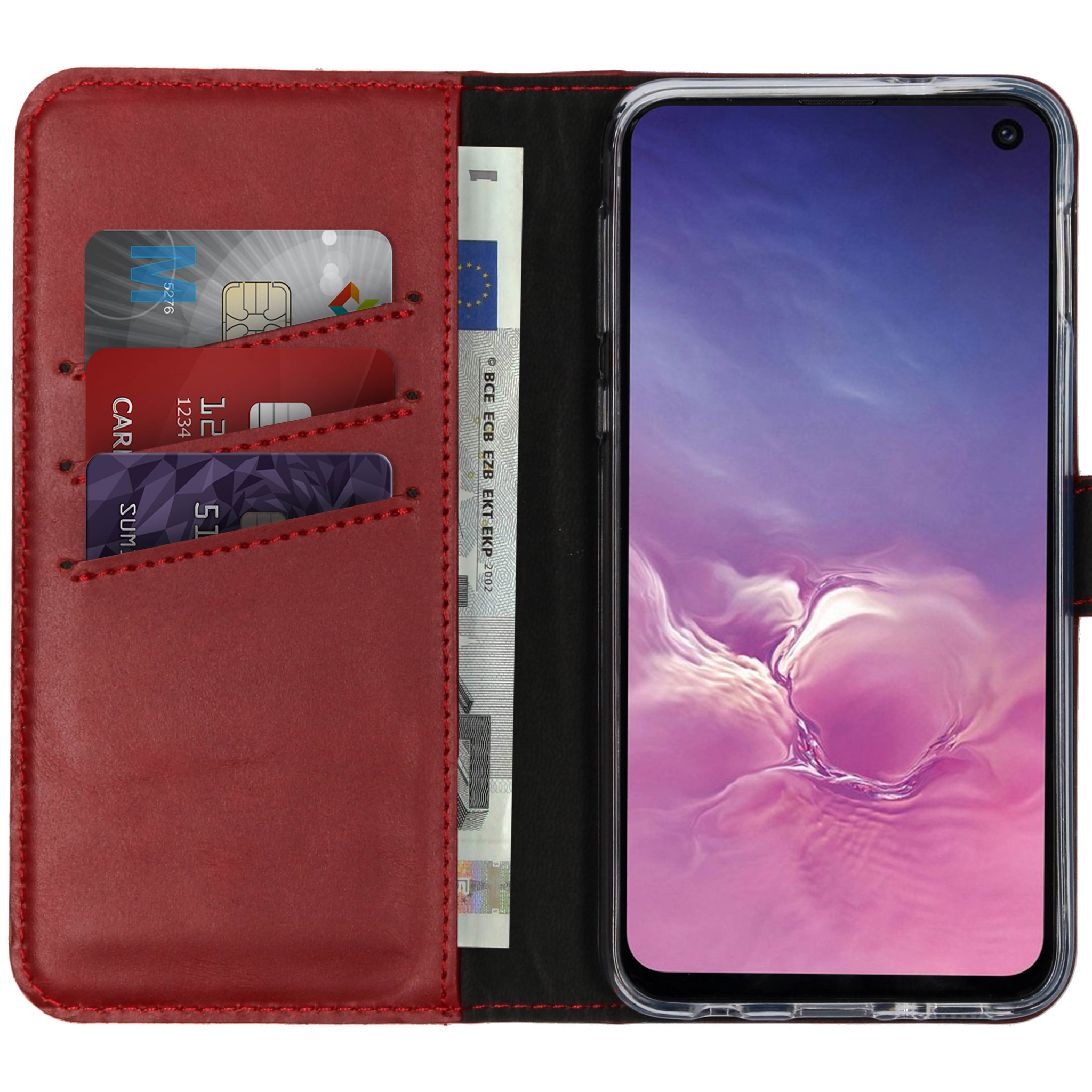 Rode portemonnee met kaarten en geld, met een telefoon. Telefoonscherm toont een paarse kleur.