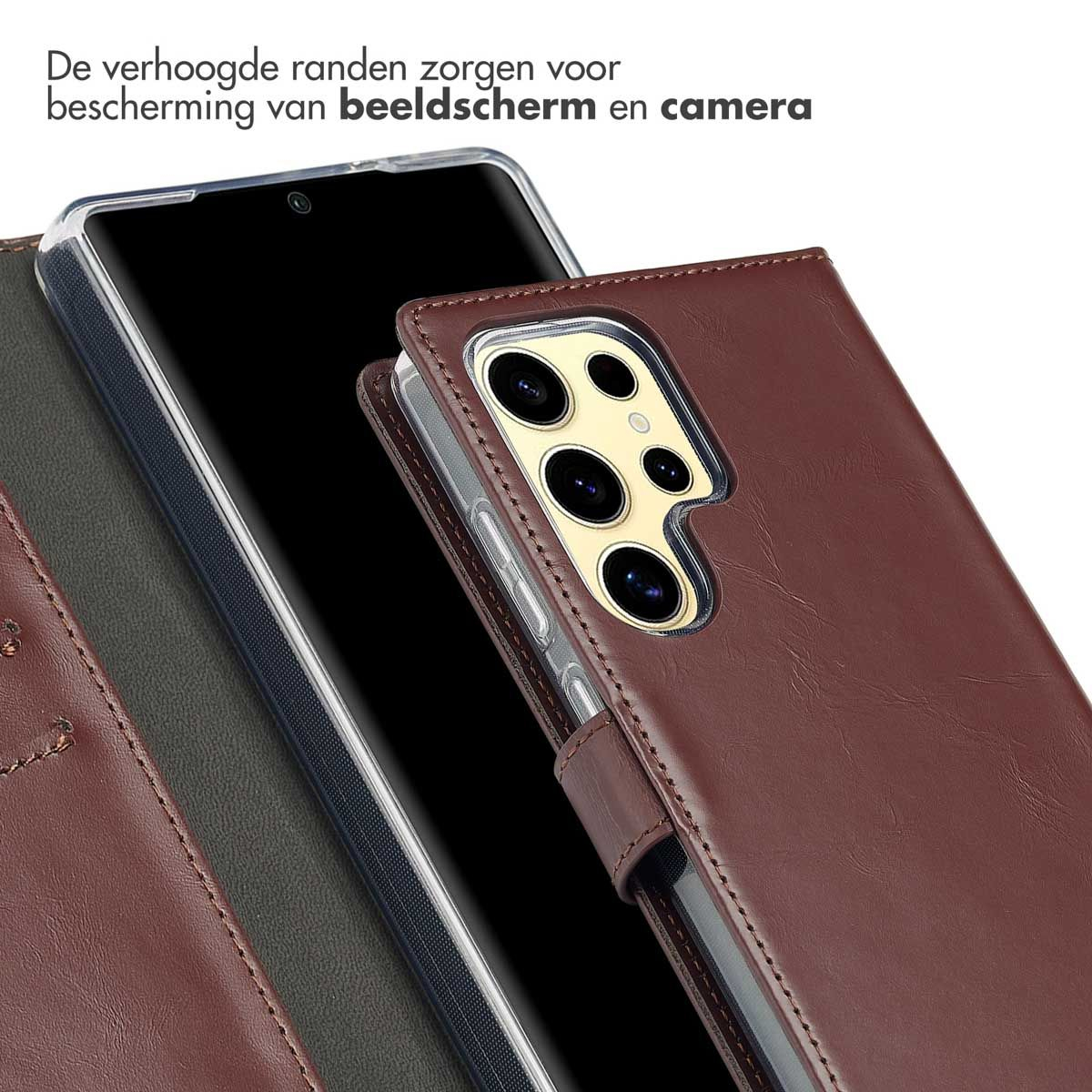 Un étui de téléphone en cuir marron avec un téléphone à l'intérieur est présenté, avec la caméra et l'écran visibles. Des bords protecteurs sont visibles.