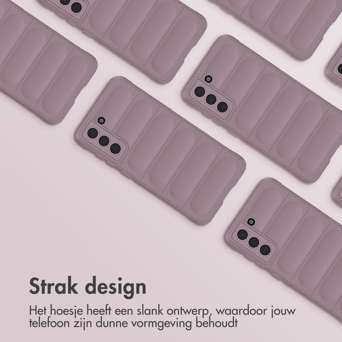Verschillende lavendelkleurige telefoonhoesjes op een witte ondergrond. Elke hoes heeft een camera en een slank ontwerp met verticale lijnen.