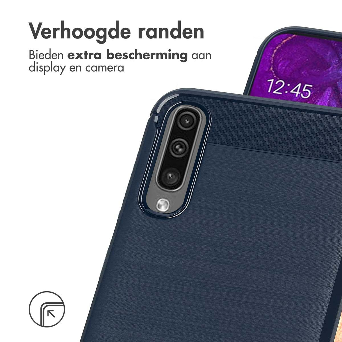 Close-up van een blauwe telefoonhoes met een cameramodule. Het scherm toont de tijd. Tekst bovenaan: Verhoogde randen.