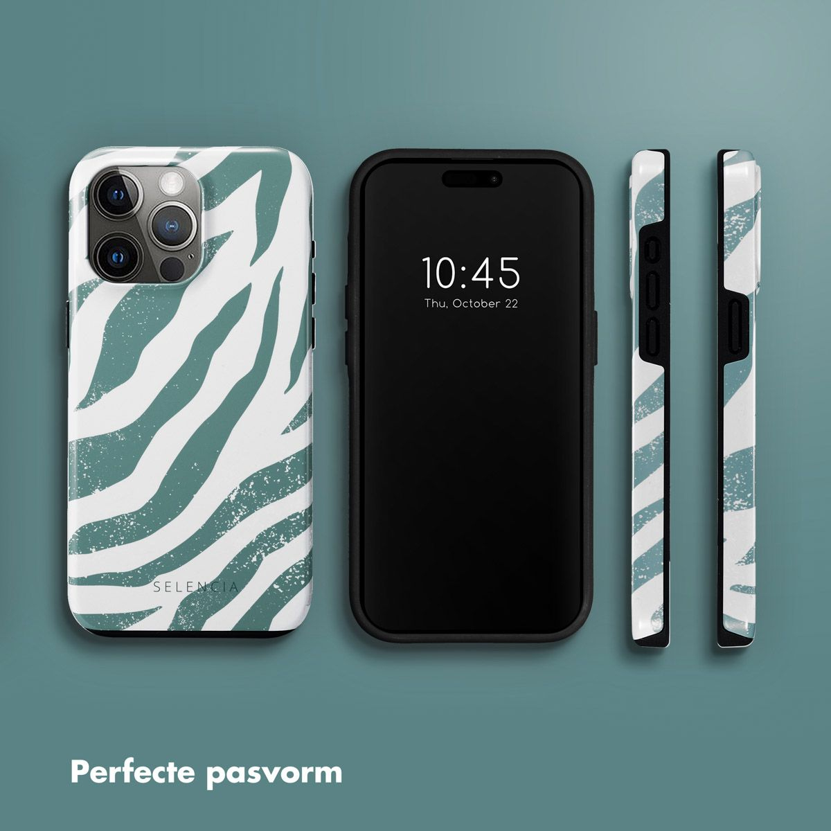 Een telefoon en twee telefoonhoesjes met een zebra-achtig patroon. Het scherm toont de tijd. De achtergrond is teal.
