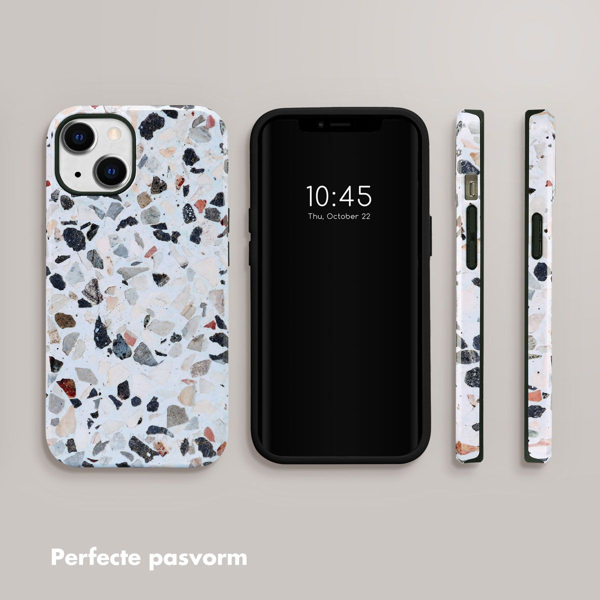 Un téléphone et trois coques sont affichés. Les coques ont un motif blanc de style terrazzo. L'écran du téléphone affiche l'heure.