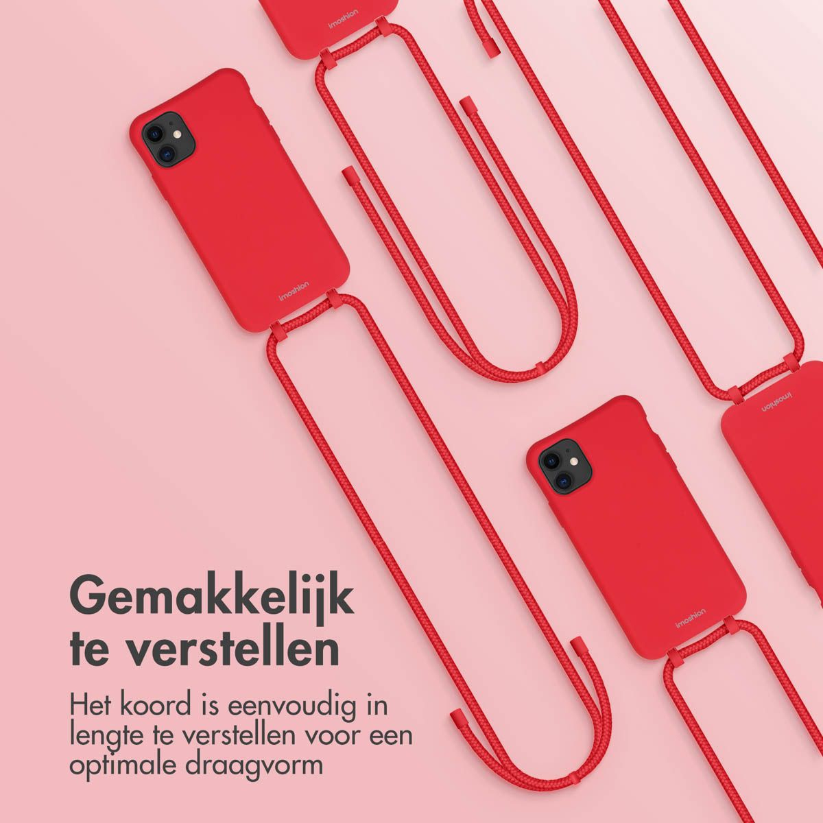 Rode telefoonhoesjes met koorden op roze oppervlak. Tekst: 'Gemakkelijk te verstellen' en 'Het koord is gemakkelijk te verstellen voor optimaal draagcomfort'.