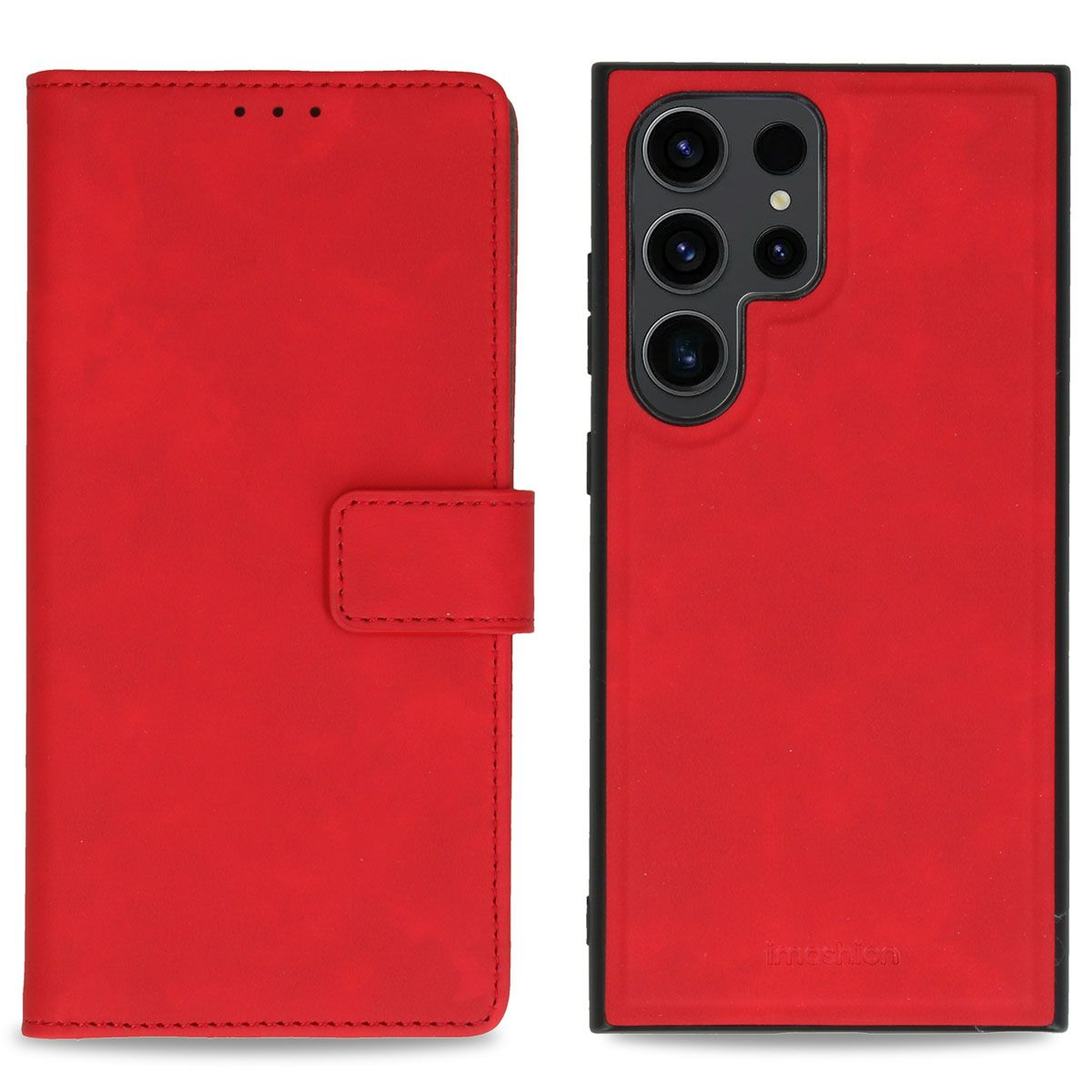 Een rode telefoonhoes en een telefoon. De hoes heeft een folio-stijl met een magnetische sluiting. De telefoon heeft meerdere lenzen.