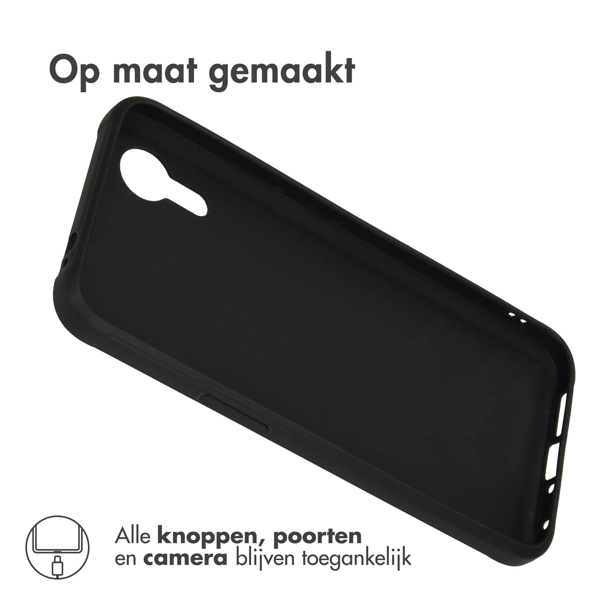 Custodia nera per telefono con ritagli, il testo dice 'Op maat gemaakt'. Il testo in basso dice 'Alle knoppen, poorten en camera blijven toegankelijk'.