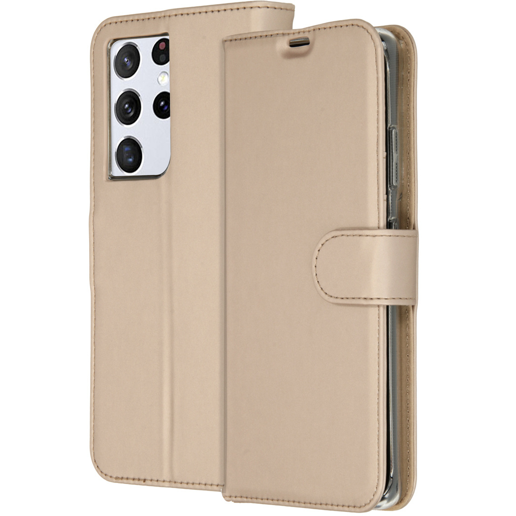 Een beige telefoonhoesje met een telefoon erin. Het hoesje is open en toont de camera van de telefoon en een knoopsluiting.