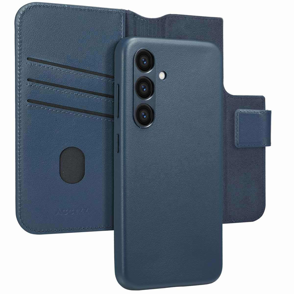Een blauwe telefoonhoes met portemonnee-functies. De hoes is open en toont kaartsleuven. Een telefoon met drie cameralenzen is zichtbaar.