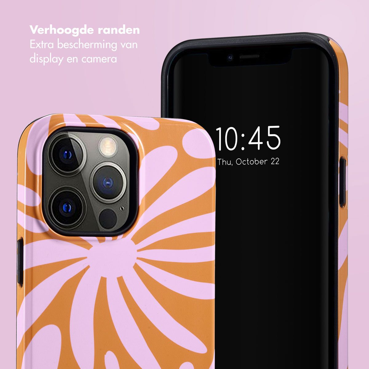 Een telefoonhoesje met een bloemenontwerp en een telefoon met de tijd 10:45. De hoes heeft oranje en roze kleuren.