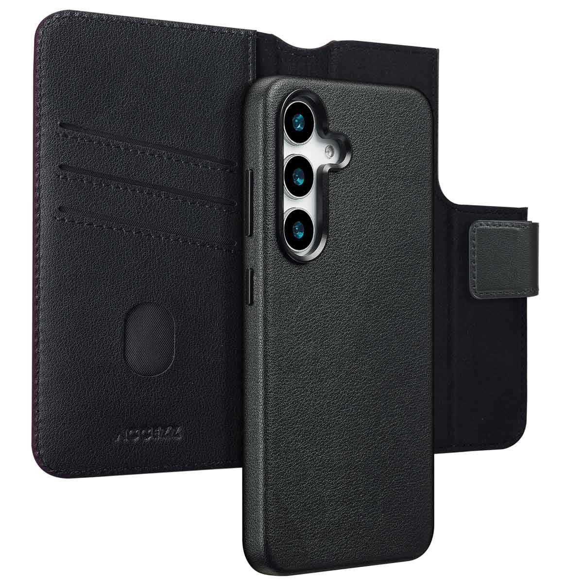 Zwarte leren telefoonhoes met portemonnee-functie. De hoes heeft een drievoudige camera-opstelling en een magnetische sluiting.