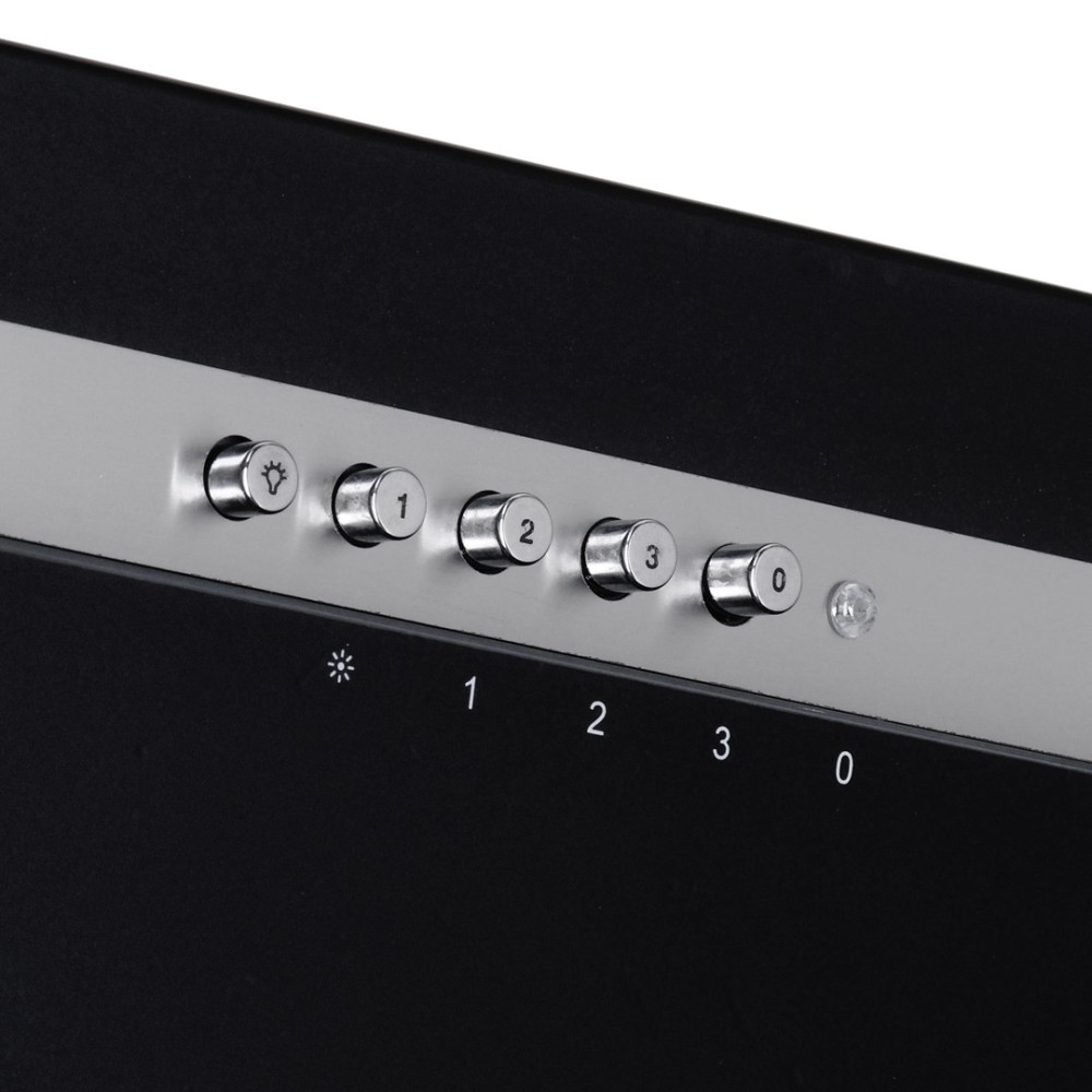 Zbliżenie panelu sterowania czarnego okapu kuchennego. Posiada przyciski do światła, prędkości wentylatora (1, 2, 3, 0) i lampkę kontrolną.