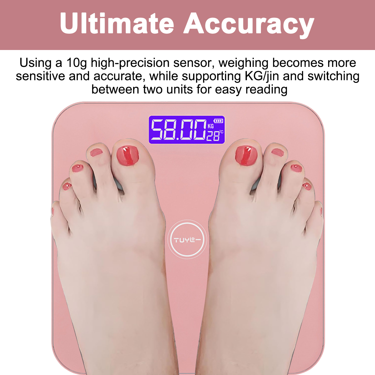 Füße auf einer rosa Waage, die 58,00 kg anzeigt. Die Nägel sind rot lackiert. Die Waage hat eine Digitalanzeige.