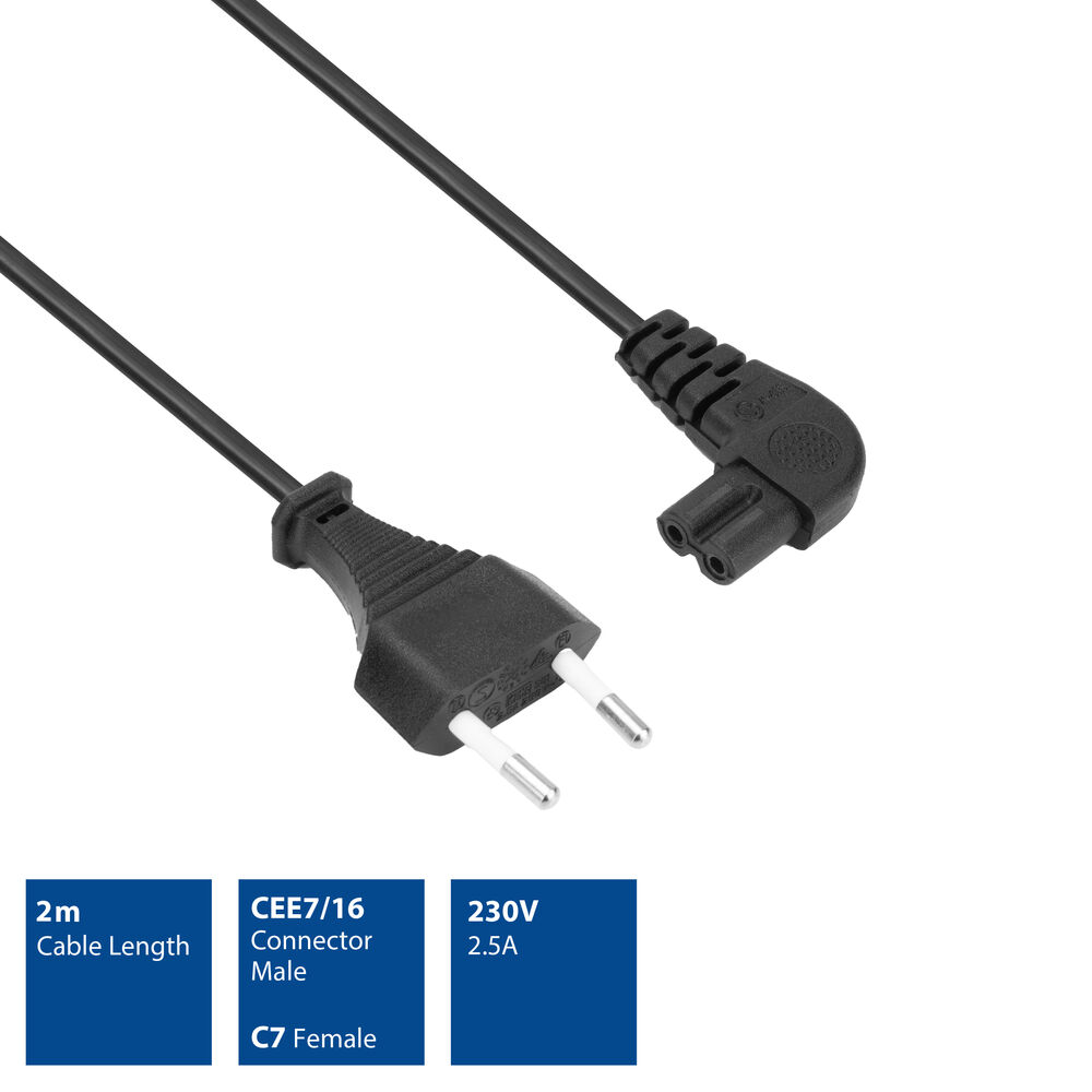 Schwarzes Netzkabel mit Stecker und Buchse. Etiketten zeigen Kabellänge, Steckertyp und Spannung/Stromstärke.