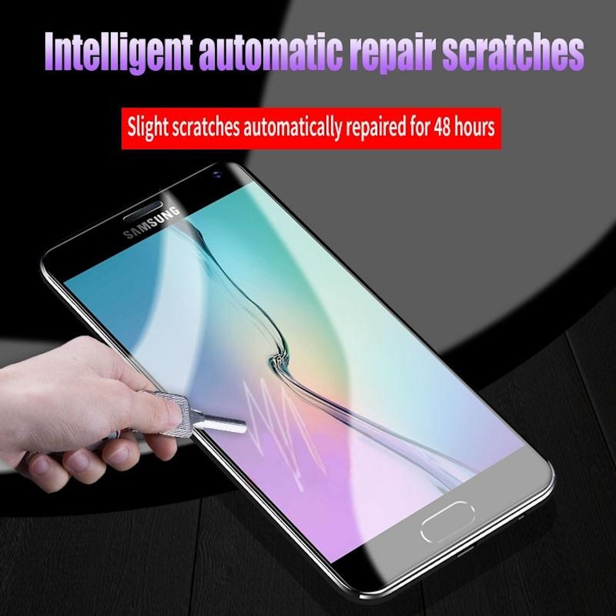 Hand hält einen Schlüssel über einem Telefonbildschirm. Text: Intelligente automatische Kratzerreparatur.