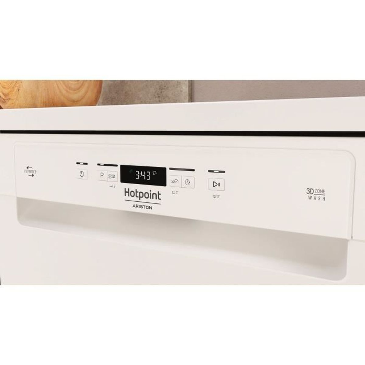 Eine weiße Hotpoint-Geschirrspüler-Bedienblende zeigt 3:43 an. Es hat Tasten und eine 3D-Zonenwaschfunktion.