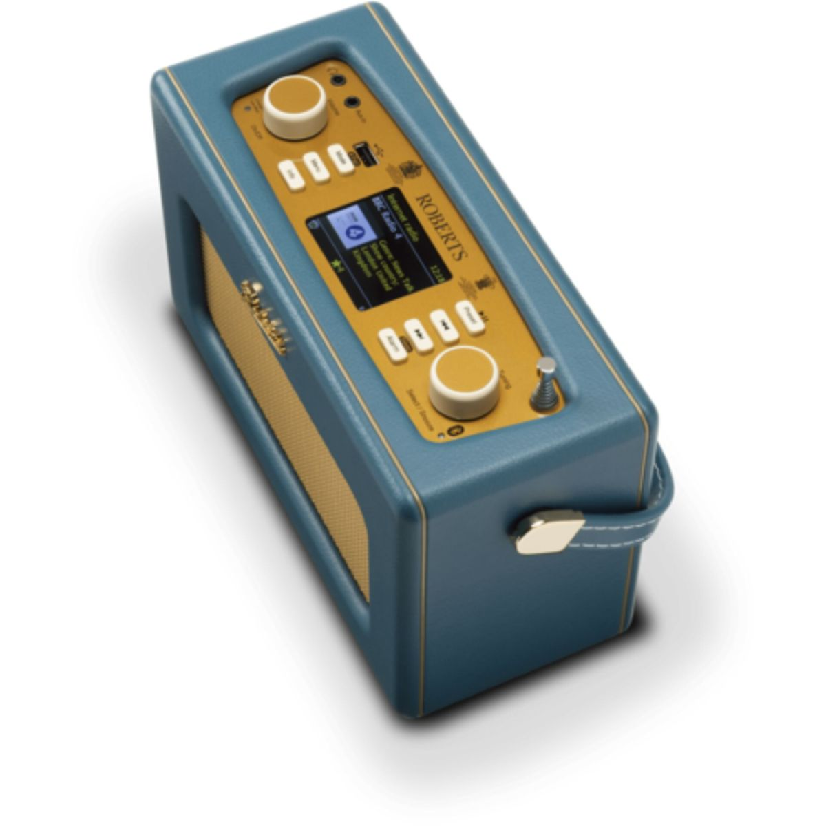 Ein blau-goldenes Roberts-Radio. Es hat einen Bildschirm und Knöpfe. Das Radio steht auf einer weißen Oberfläche mit Griff.