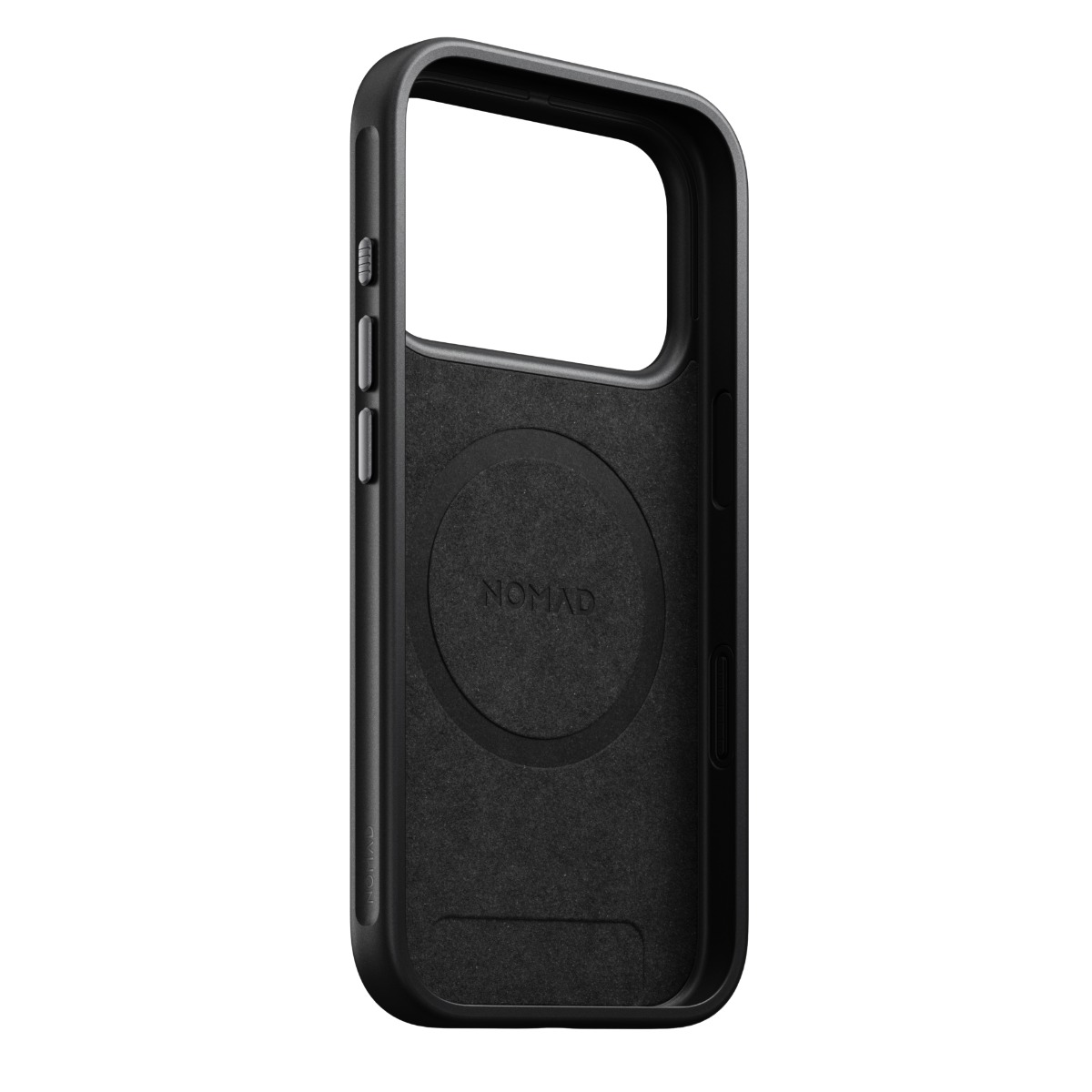 Una custodia nera per telefono con fori per fotocamera e pulsanti. La scritta "NOMAD" è sul retro.