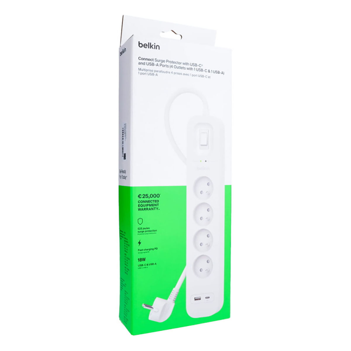Una scatola bianca di protezione da sovratensione Belkin. Dispone di 4 prese, porte USB-C e USB-A. La scatola è di colore verde e bianco.