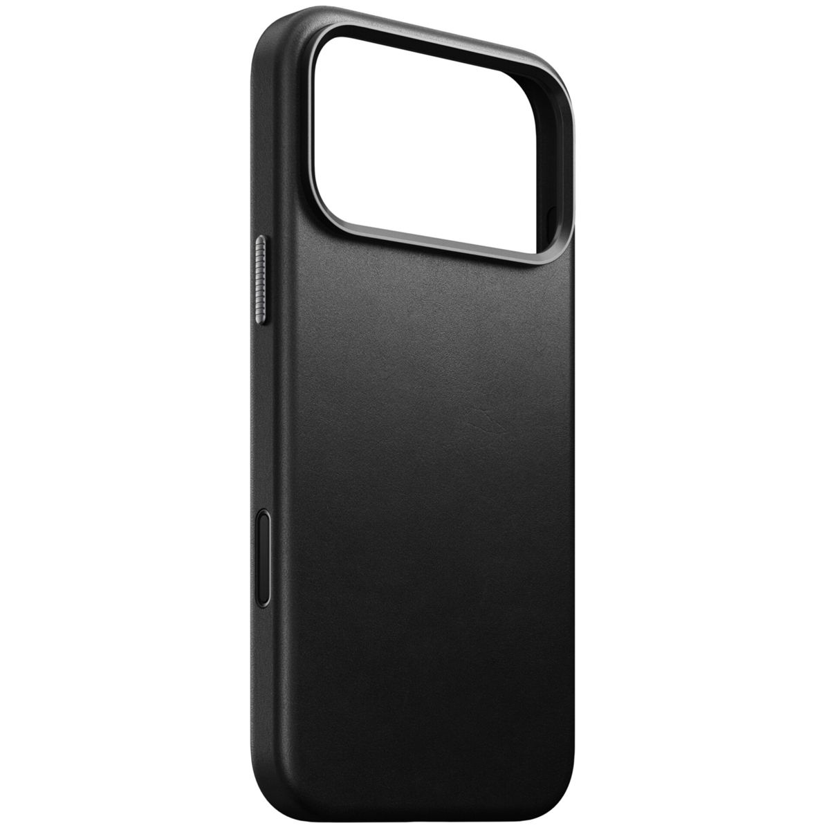 Primo piano di una custodia per telefono nera. Ha un ritaglio per la fotocamera e dettagli dei pulsanti. La custodia è opaca e lo sfondo è bianco.