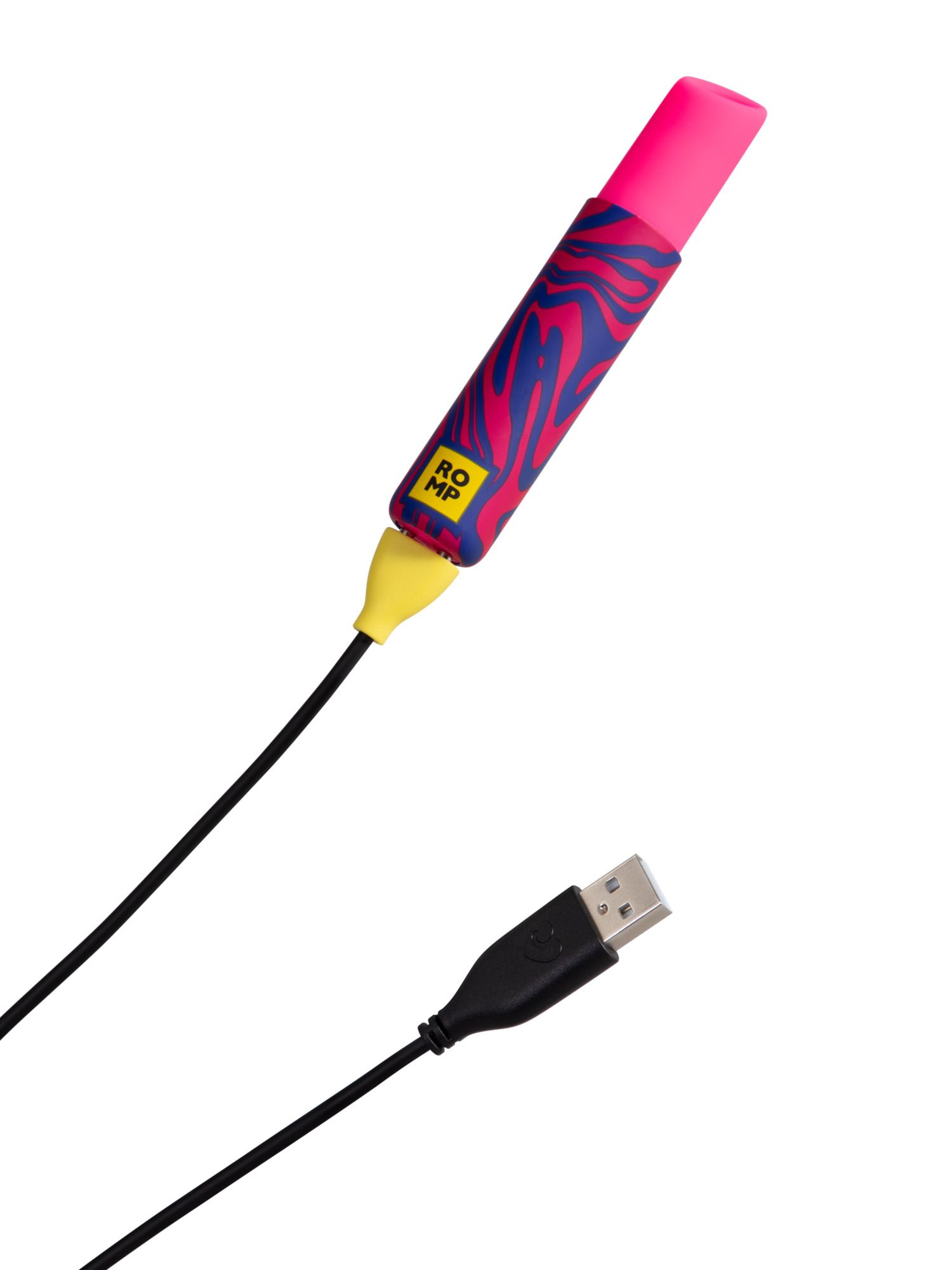 Un cable de carga con estampado rosa y azul con un conector USB y un extremo rosa. El fondo es blanco.