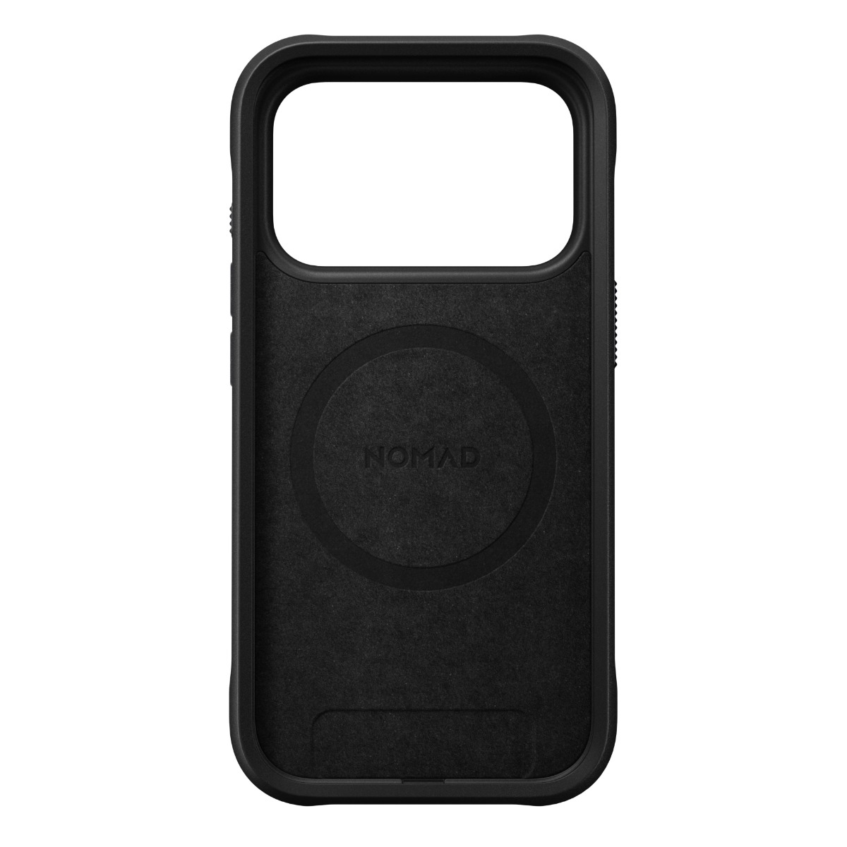 Custodia nera per telefono con ritaglio per fotocamera e design circolare al centro. Il nome del marchio 'NOMAD' è visibile.