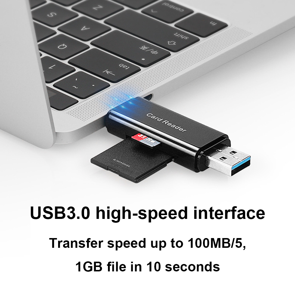 Ein Kartenleser, der an einen Laptop angeschlossen ist. Eine MicroSD-Karte ist eingesetzt. Text: USB3.0 Highspeed-Schnittstelle, Übertragungsgeschwindigkeit bis zu 100MB/5, 1GB Datei in 10 Sekunden.