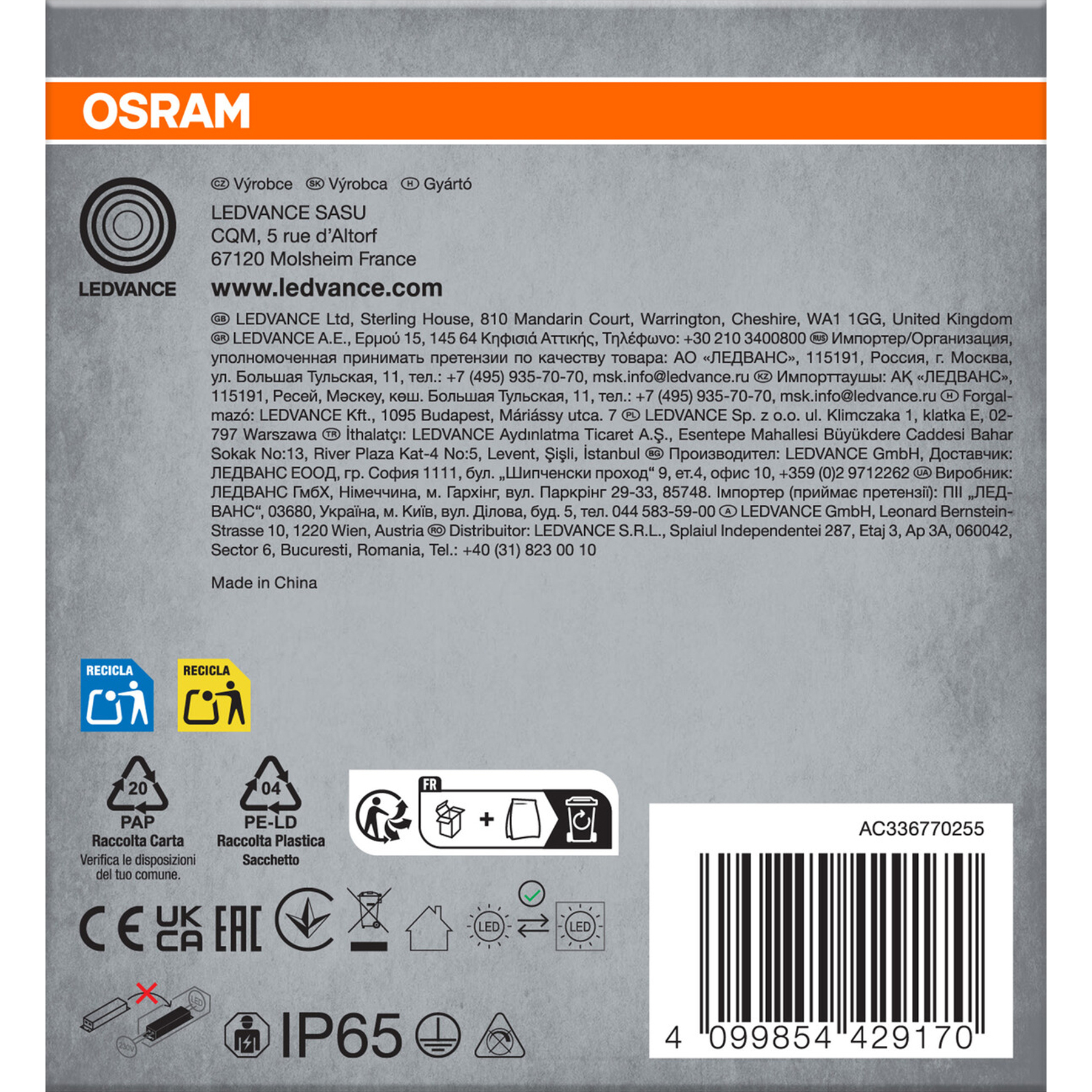 La scatola mostra i loghi Osram e Ledvance con simboli di riciclaggio, testo e un codice a barre. Ha diversi simboli.