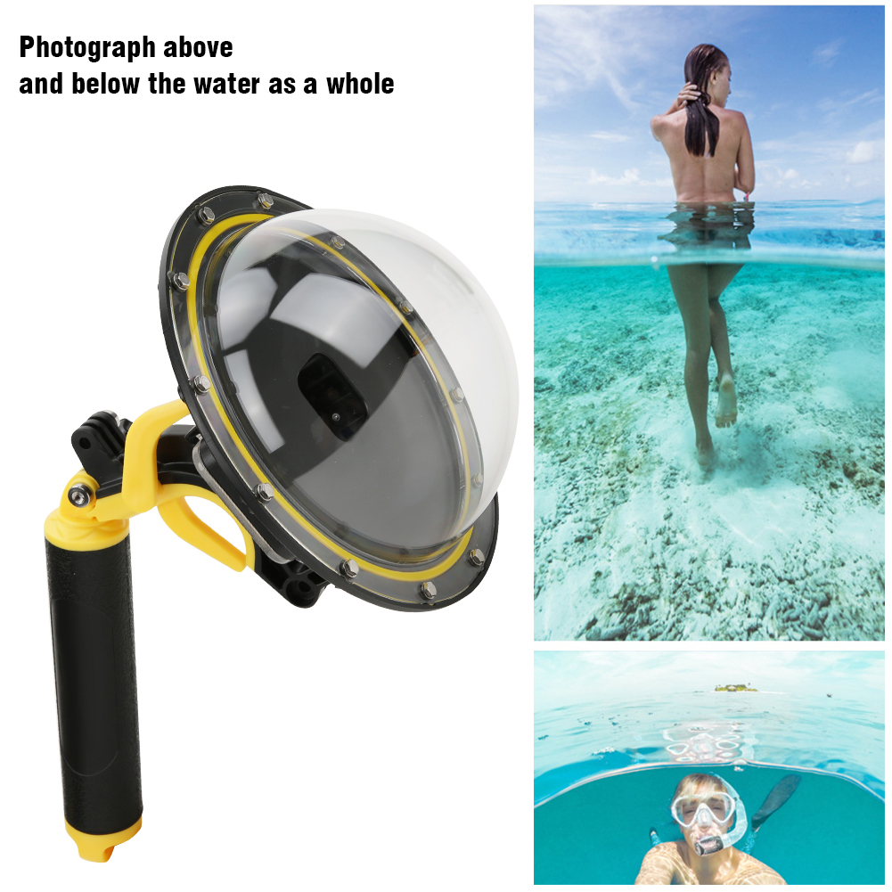 Ein Unterwasserkameragehäuse, eine Frau im Ozean und eine Person, die unter Wasser schnorchelt.
