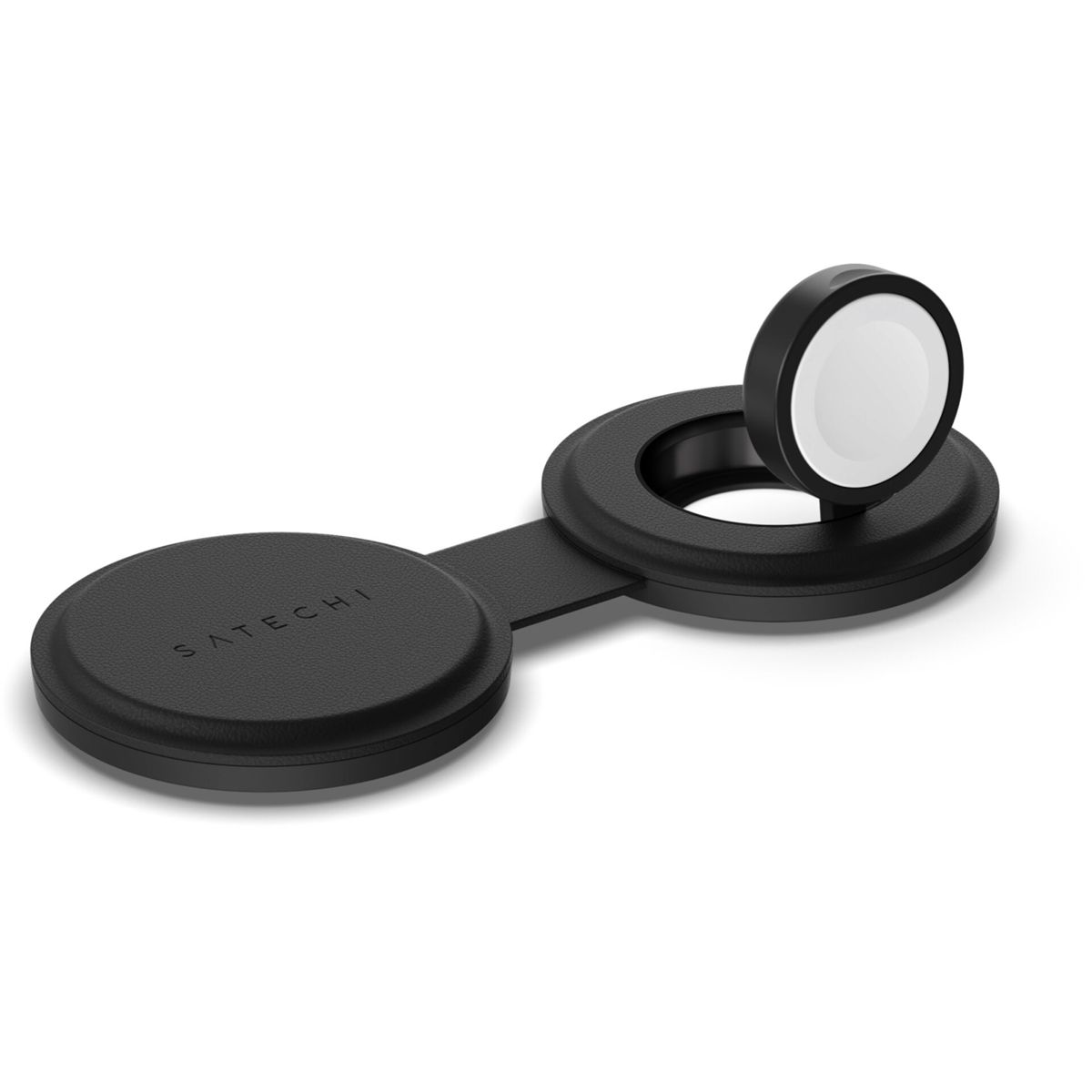 Ein schwarzer Satechi Apple Watch Ladeständer. Er hat eine kreisförmige Basis, eine erhöhte Ladescheibe und einen flachen Verbindungsarm.