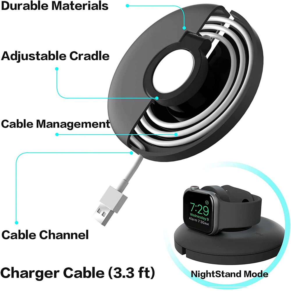 Eine schwarze Apple Watch Ladestation mit Kabelmanagement. Eine Apple Watch liegt auf der Dockingstation und zeigt die Uhrzeit an. Die Dockingstation hat Etiketten.
