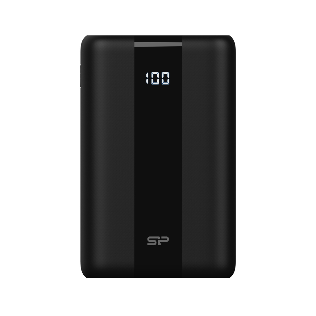 Un power bank nero con display digitale che mostra '100'. Il logo SP è in basso. Lo sfondo è bianco.